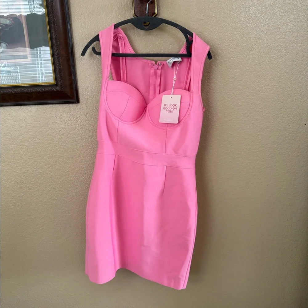 NWT HELLO MOLLY WORLDWIDE STYLE BANDAGE MINI Size XLarge - Picture 3 of 5